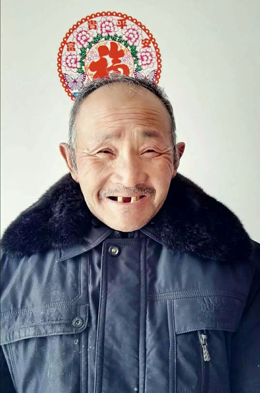 434438