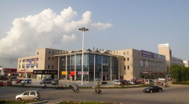 mcp_image_w_middle.jpg