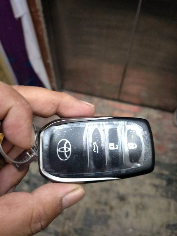 481102