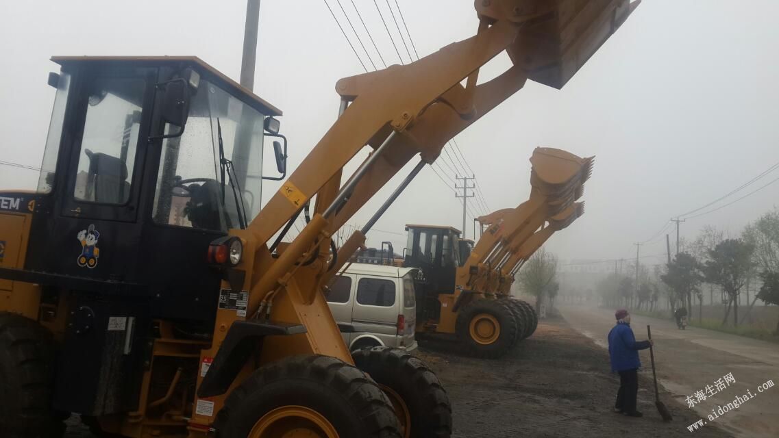 急招5吨铲车驾驶员,包吃住,地点房山吴场.