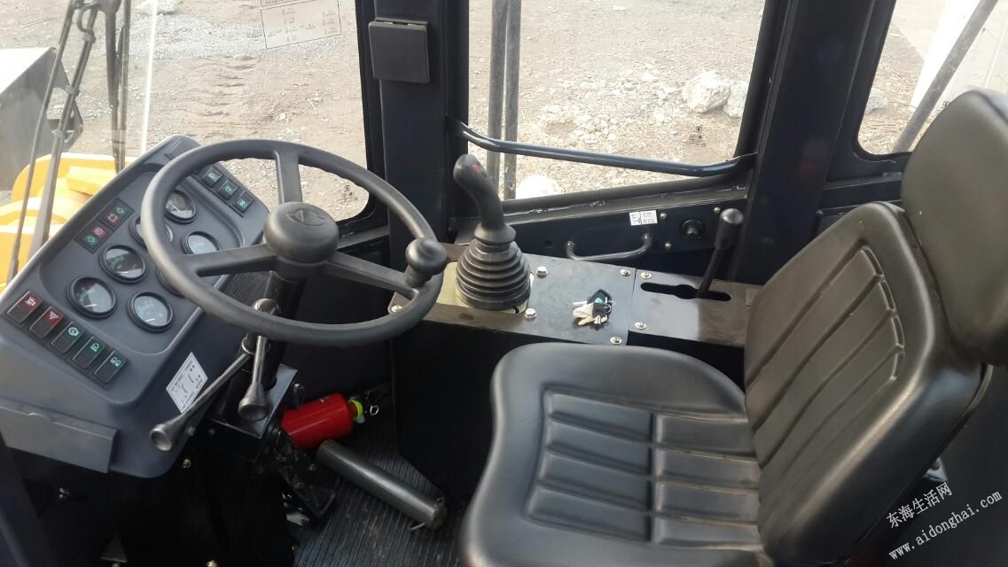 急招5吨铲车驾驶员,包吃住,地点房山吴场.