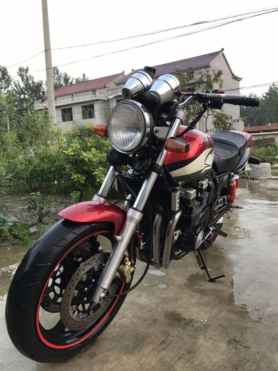 雅马哈cb400摩托车出售