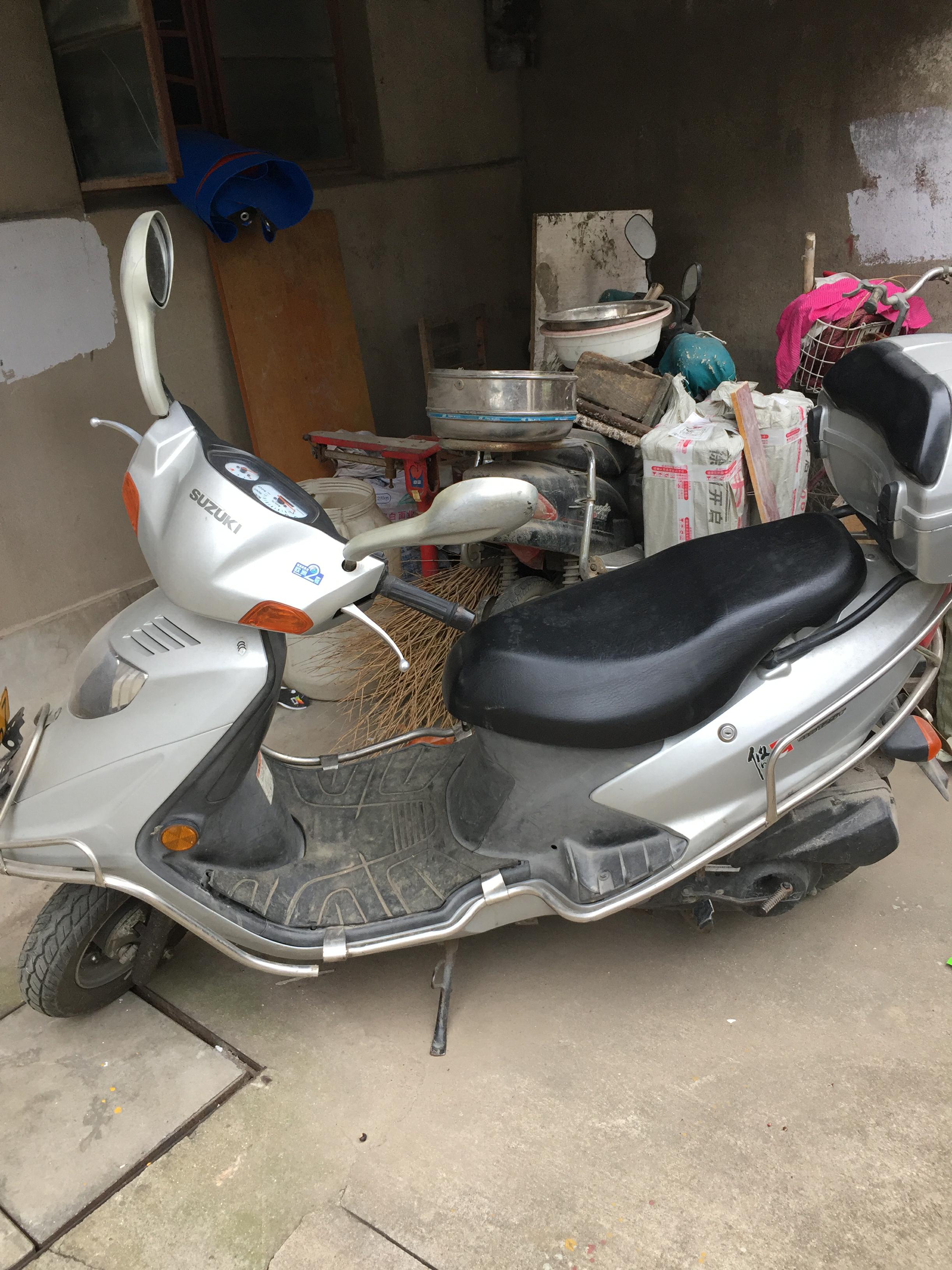 [摩托车/电动车/单车] 转让悠e踏板车1辆带户口