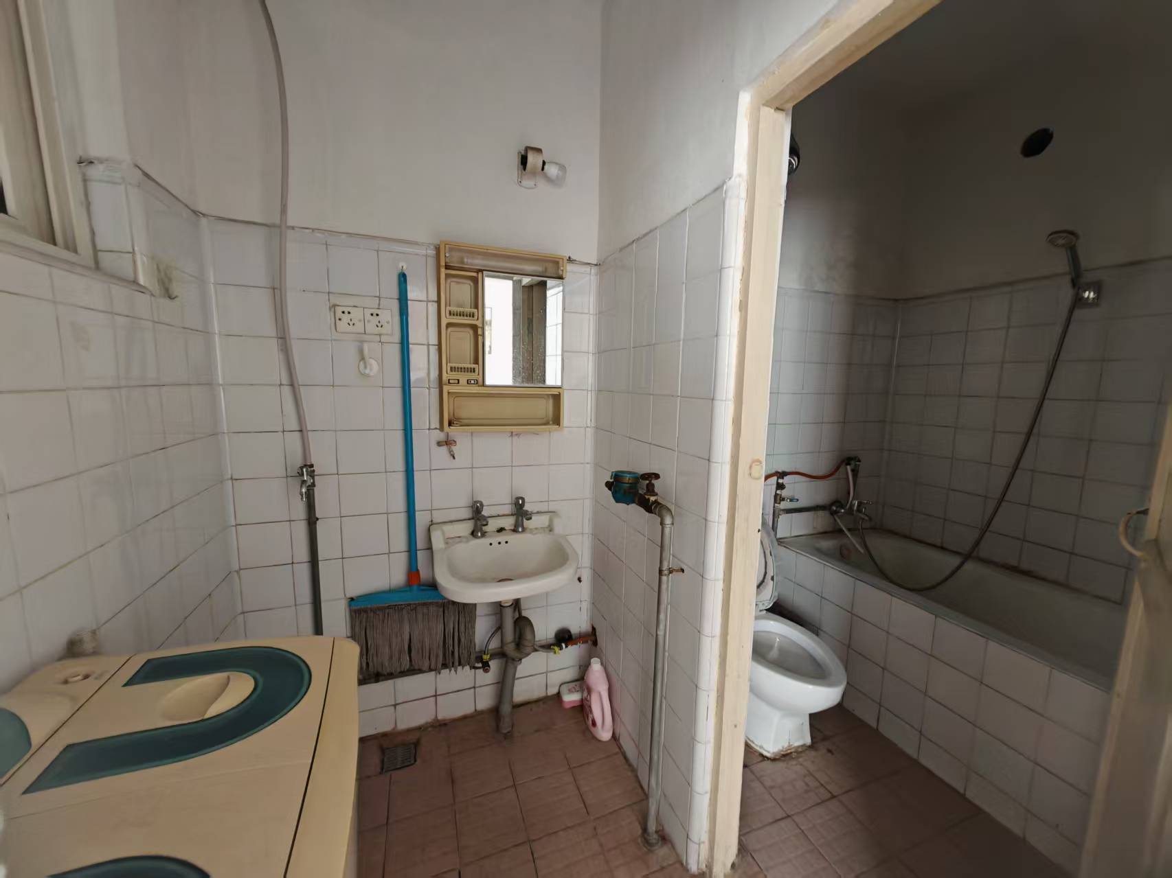 ��ʪ����